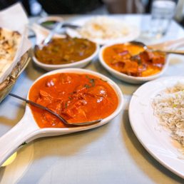 Taste of India signature dishes Butter MasalaTikka MasalaSamosa